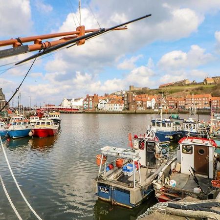 Old Town View Whitby Exterior foto